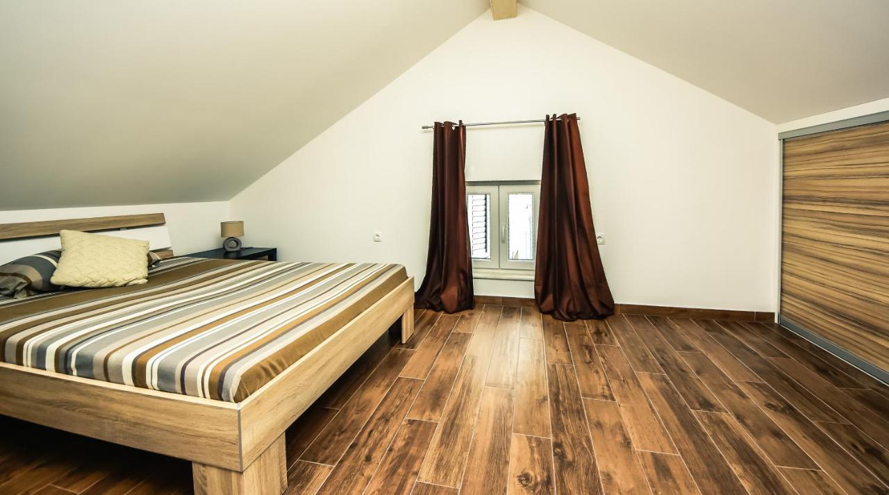 Villa Tara Zadar Exterior foto